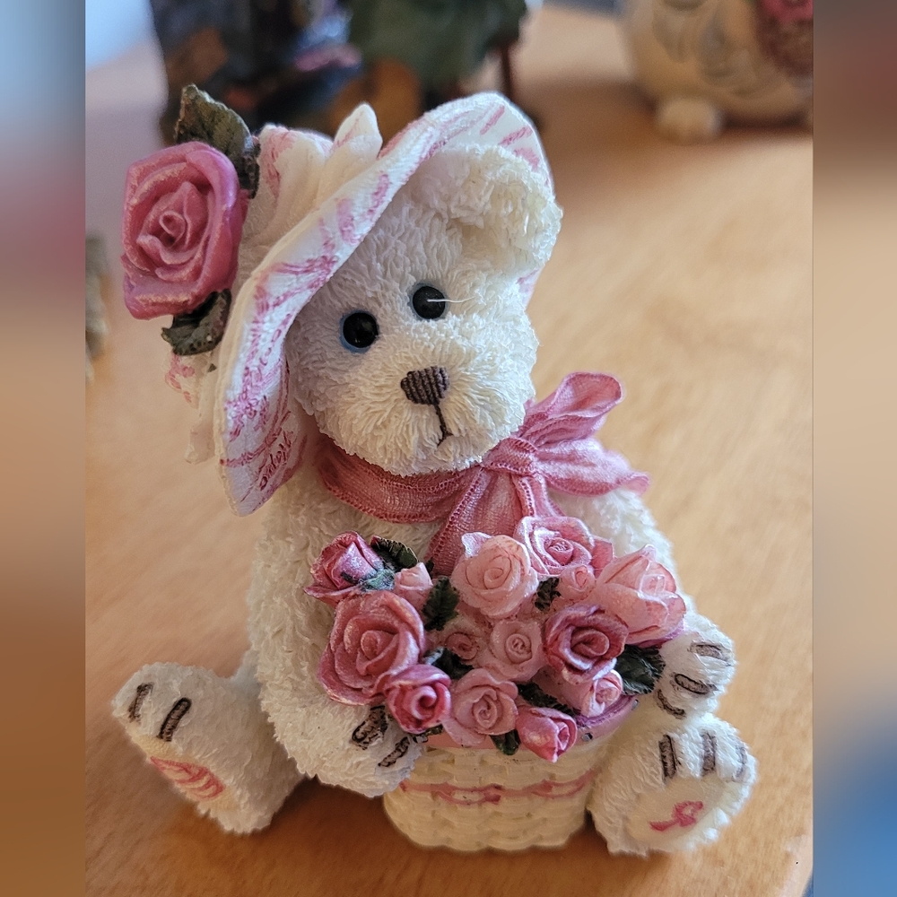 Boyds Bears  Longaberger exclusive